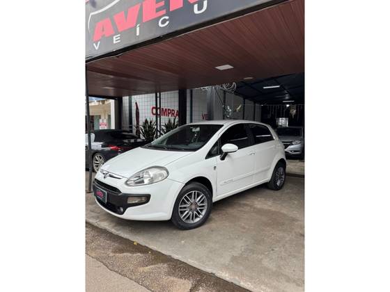 FIAT PUNTO 1.4 ATTRACTIVE ITALIA 8V FLEX 4P MANUAL